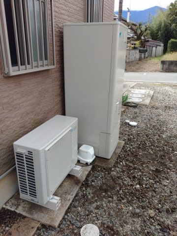 エコキュート交換工事　山梨県韮崎市　EQN37WFV-set