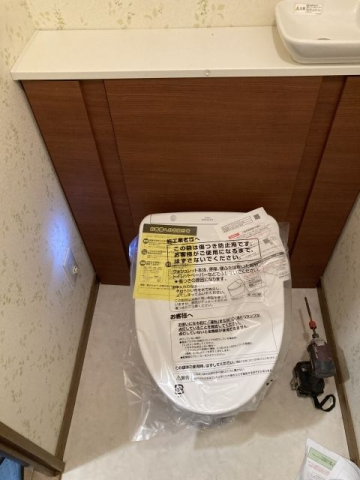 便座交換工事　大阪府大阪狭山市