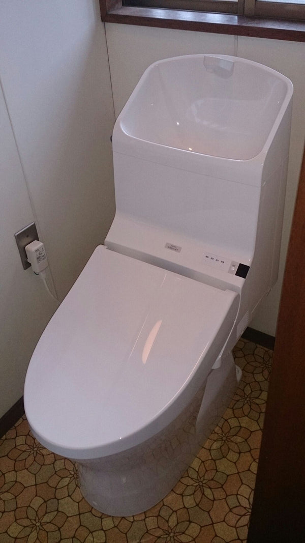 トイレ交換工事　東京都世田谷区　RES01AN