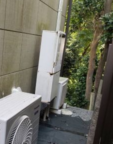 ガス給湯器交換工事　神奈川県鎌倉市 - Before