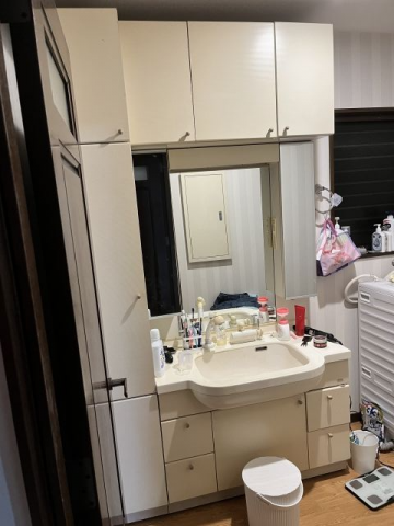洗面化粧台交換工事　東京都世田谷区 - Before