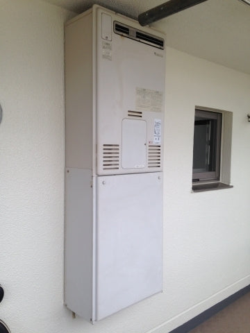 給湯器交換工事　東京都新宿区　TH740 - Before