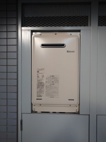 ガス給湯器交換工事　東京都世田谷区　RUX-A1616W-E-set-13A