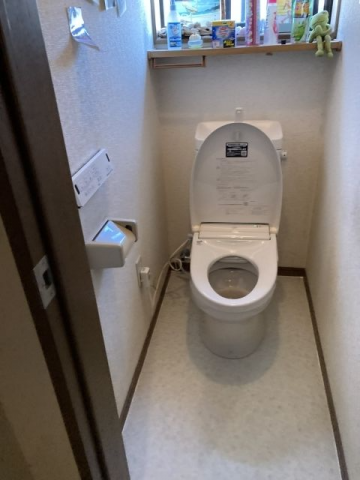 トイレ交換工事　大阪府大阪市東住吉区　CW-EA21-N-BN8