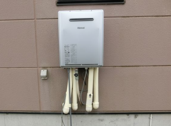 ガス給湯器交換工事　新潟県長岡市　RUF-E2406SAW-set-13A