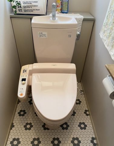トイレ 2台交換工事　神奈川県横浜市戸塚区　CES9520F-N-NW1 - Before