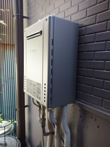 ガス給湯器交換工事　東京都江戸川区　GT-C2062SAWX-2-BL-13A