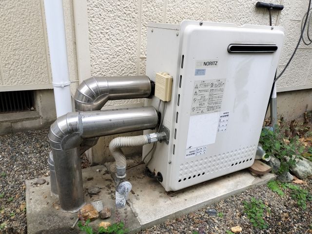 ガス給湯器交換工事　埼玉県鴻巣市　GT-C2062PARX-2-BL-set-13A - Before