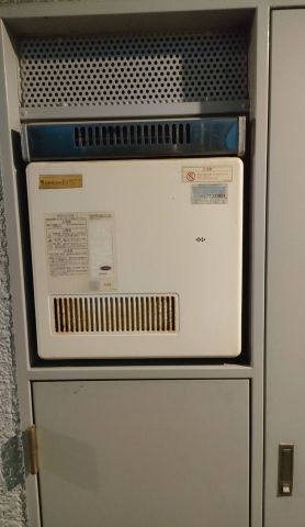 ガス給湯器交換工事　東京都品川区　RUX-A2016W-A-E-13A - Before