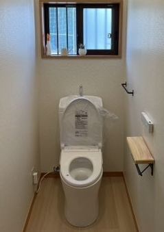 トイレ トイレ交換工事　茨城県牛久市　kouji51-03-CROSS