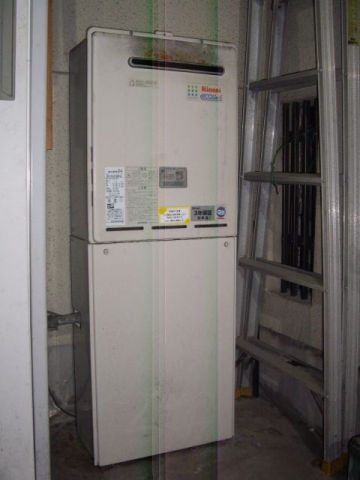 ガス給湯器交換工事　京都府京都市南区 - Before
