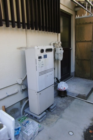 給湯器交換工事　大阪府吹田市　RUF-E2405AW-set-13A - Before