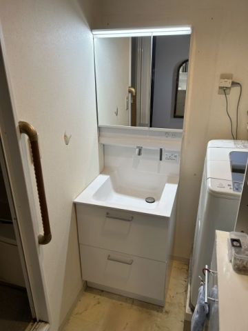 洗面化粧台交換工事　神奈川県川崎市高津区　LDSFS060BQGDN1-set1-A