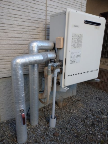ガス給湯器交換工事　山梨県西八代郡市川三郷町　GT-C2472AR-BL-set-LPG - Before