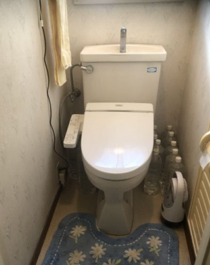トイレ交換工事　神奈川県平塚市　XCH1601RWS-N - Before