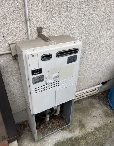 ガス給湯器交換工事　大阪府和泉市　GT-C2062AWX-2-BL-set-13A - Before