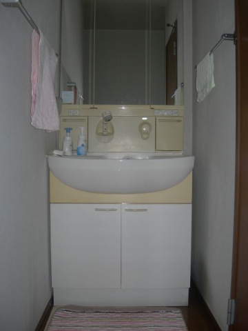 洗面化粧台交換工事　神奈川県足柄上郡山北町　LDPB075BAGE-set3-A - Before