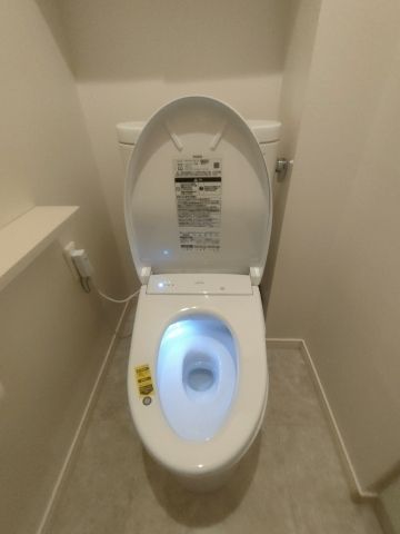 トイレ交換工事　東京都昭島市　TCF4714AK-NW1 - After