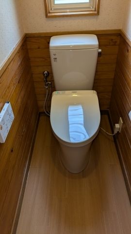 トイレ交換工事　広島県東広島市　BC-Z30H-DT-Z350H-BN8