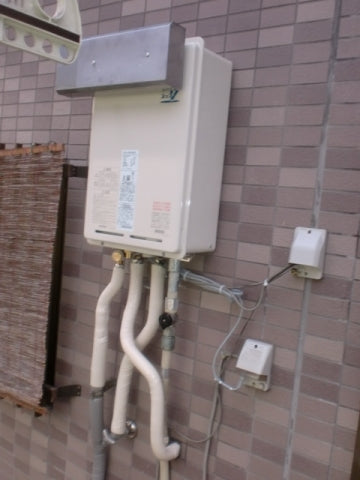 給湯器交換工事　大阪府大阪市城東区　RUJ-V2401W-A-set-13A