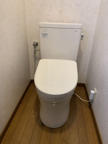 トイレ交換工事　静岡県富士市　TCF4714-SC1