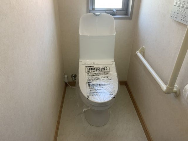 トイレ交換工事　兵庫県明石市　CES9151-NW1
