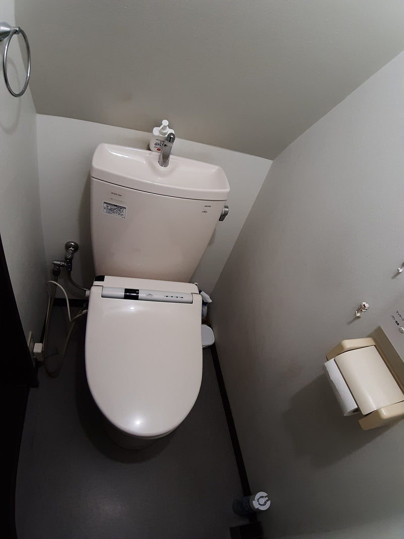 トイレ交換工事　京都府京都市山科区　TCF6543-NW1 - Before