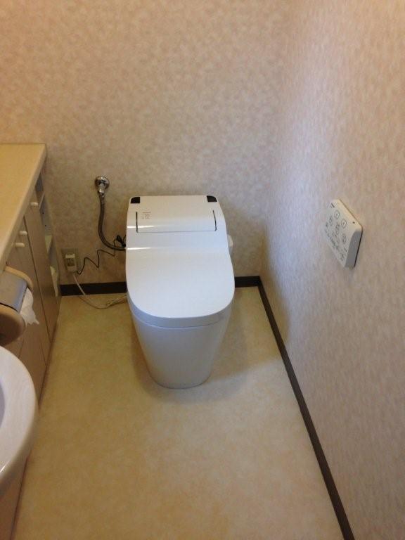 トイレ交換工事+CF張替　石川県金沢市　XCH1101WS-sale