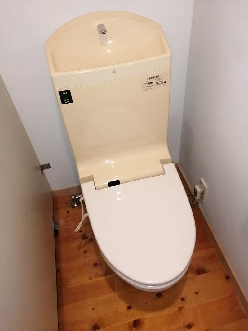トイレ交換工事　東京都世田谷区　CES9151-SC1 - Before