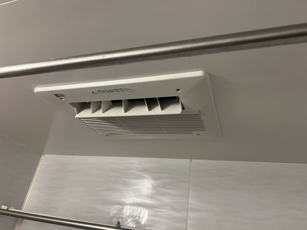 浴室暖房乾燥機交換工事　鹿児島県鹿児島市　BDV-3307AUKNSC-J3-BL