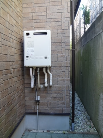 給湯器交換工事　神奈川県横浜市栄区　RUF-E2405SAW-13A-set - Before