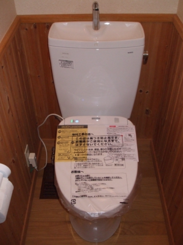 トイレ交換工事　福島県郡山市　TCF4711AK-NW1