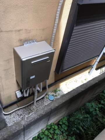 給湯器交換工事　東京都豊島区　RUF-E2405SAW-A-13A