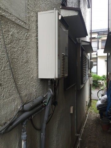 給湯器交換工事　大阪府摂津市　RUJ-V1611W-A-13A - Before