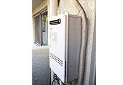ガス給湯器交換工事　神奈川県川崎市 RUX-E2400W-set - Before