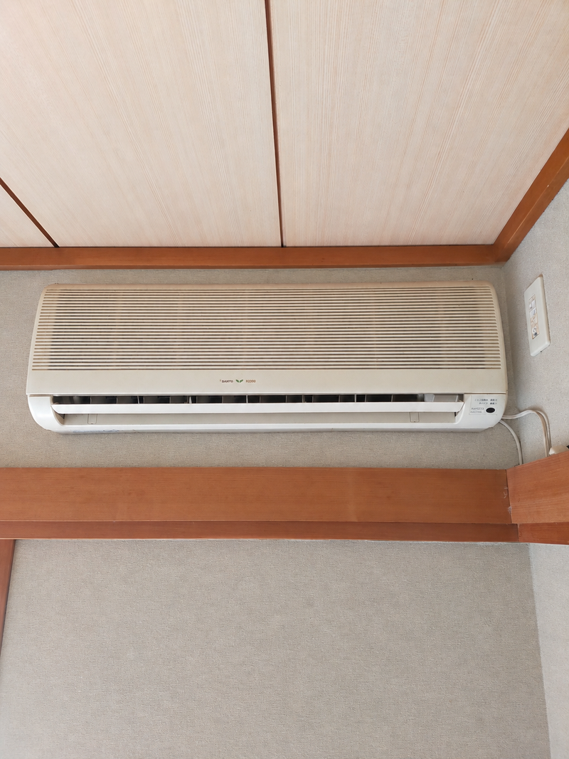 エアコン取替工事　大阪府豊能郡能勢町　RAS-2215TM-W-setエアコン取替工事　大阪府豊能郡能勢町　RAS-2215TM-W-set - Before