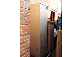 電気温水器交換工事　大阪府高槻市　SRT-J46F4