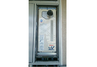 ガス給湯器交換工事　秋田県大仙市　RUF-VS1615SAT-80+UOP-D-G4TA
