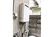 ガス給湯器交換工事　大阪府大阪市 GQ-1639WS - Before