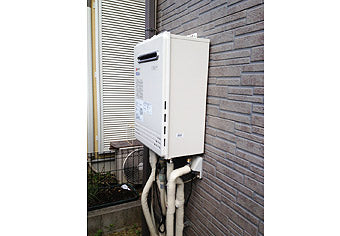 ガス給湯器交換工事　大阪府岸和田市　GT-C2452SAWX BL-set