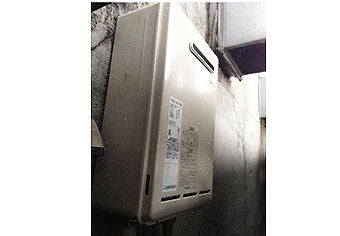 ガス給湯器交換工事　東京都豊島区　RUXC-A1610W　