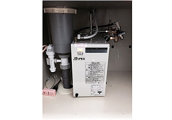 小型電気温水器他交換工事　東京都大田区　EHPK-H13V1(65) - After