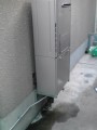 給湯器ガス配管取替・据置架台取付工事　大阪府大阪市阿倍野区　RVD-E2401AW2-1-A-set