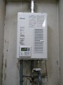 25409_2 ガス給湯器 洗面化粧台取替工事 滋賀県大津市 RUX-V1615SWFA-E-LPG